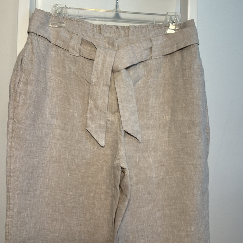 Chico’s Neutral Straight Leg Belted/Hook/Zipper/Elastic Linen Capri - Picture 2 of 7
